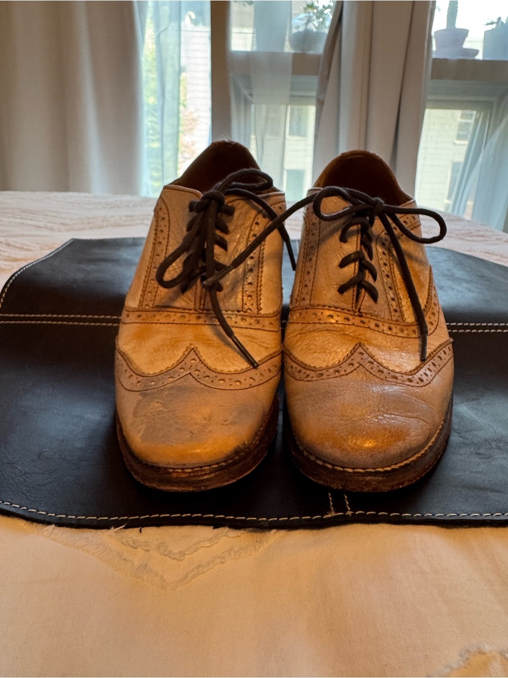 Bed|Stu Classic Women Wingtip Dress Shoes in Tan - Size 7